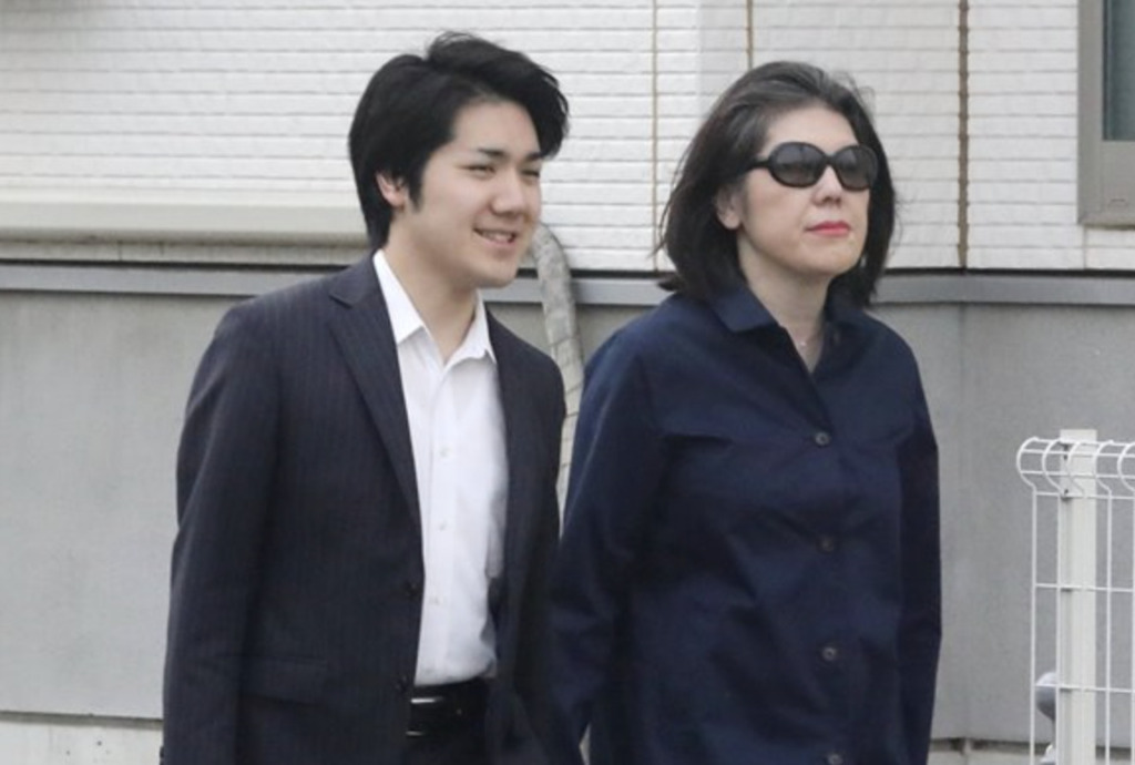 小室圭さんと母親の佳代さん