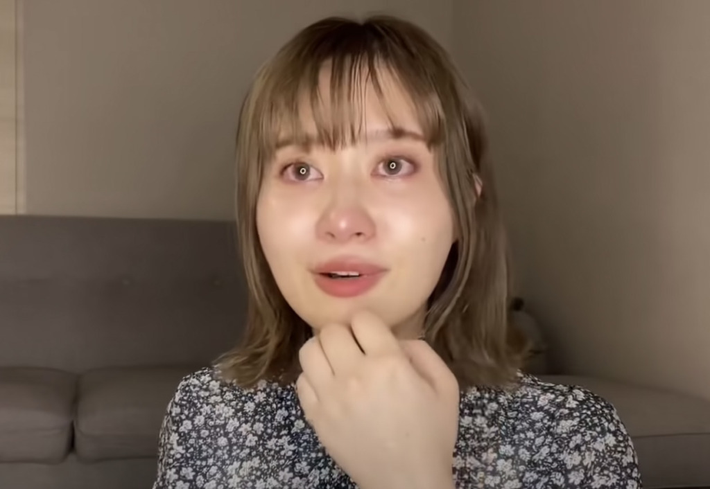 悔しかったエピソードを披露するエミリン